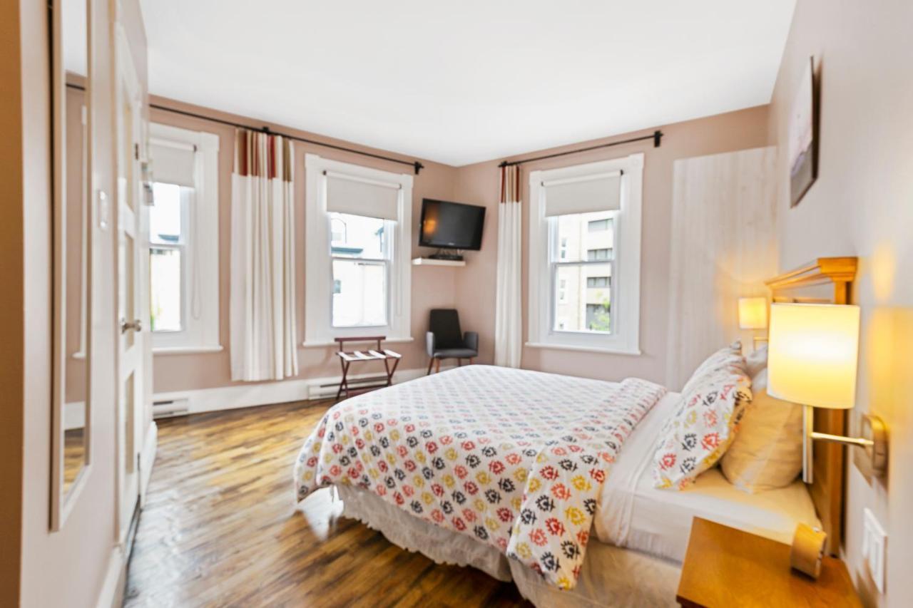 Auberge Chateau Des Tourelles Квебек Экстерьер фото